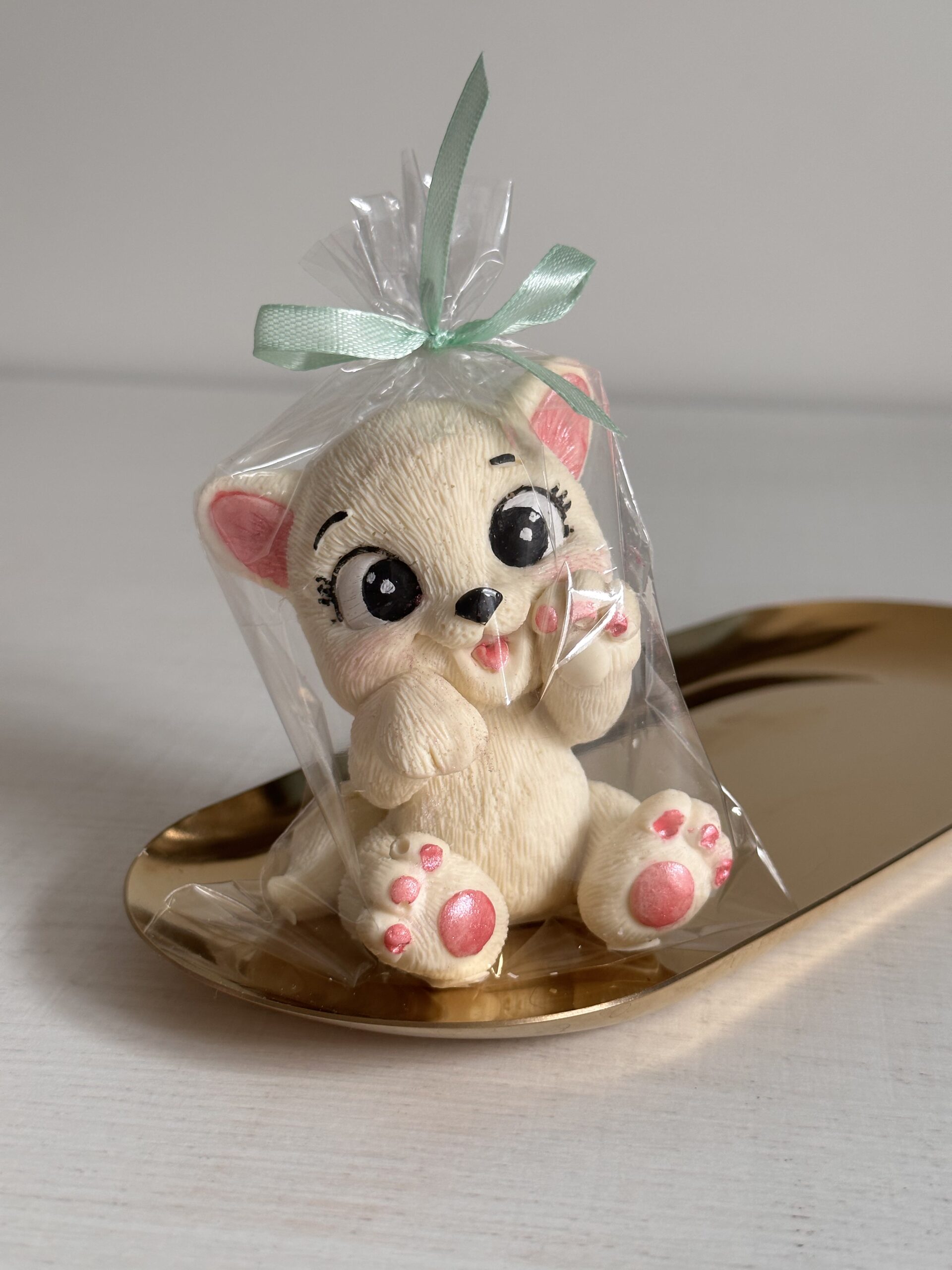 Купить шоколадная фигурка котик на заказ Шоколадная фигурка котик на подарок или торт